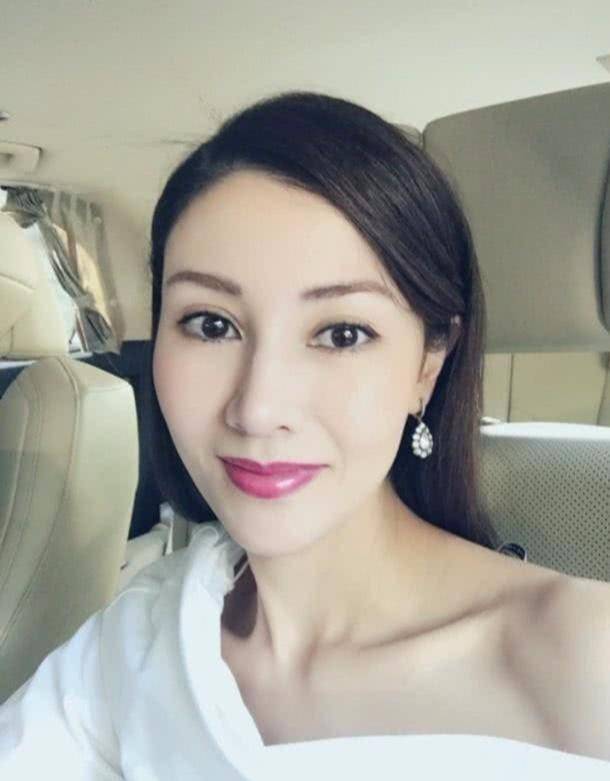 420億遺產 李嘉欣每月只能領200萬，領完需要1750年