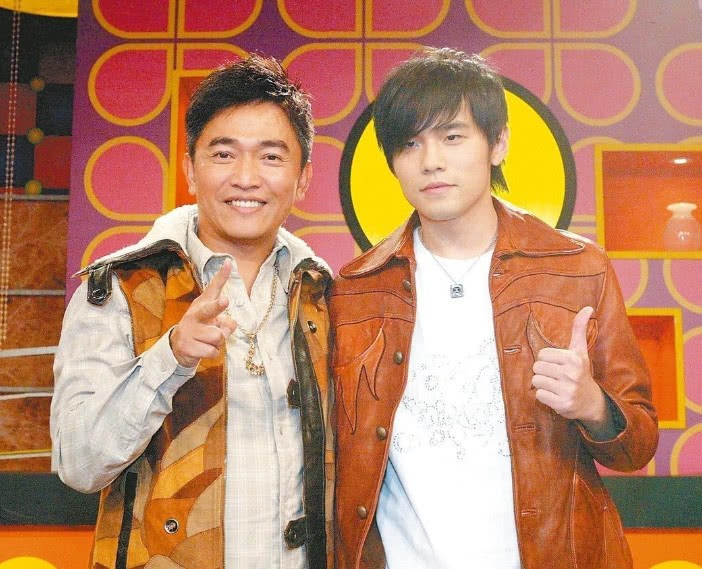 周董寫這兩首歌被劉德華、阿妹退回，一度想放棄音樂結果唱紅自己