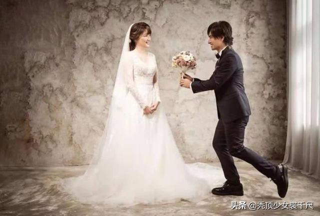 動力火車尤秋興結束50年單身宣布訂婚，儀式婚紗照曝光大氣隆重！