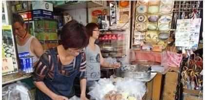 香港這家開了50年的「蒼蠅小店」顧客天天排長隊，劉德華都是常客