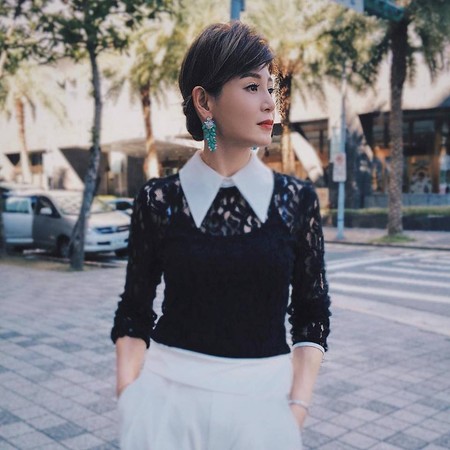 「最美麗反派」鄭仲茵，45歲「素顏崩壞照」曝光！關掉美肌「面對真實年齡」網友：完全不敢相信!
