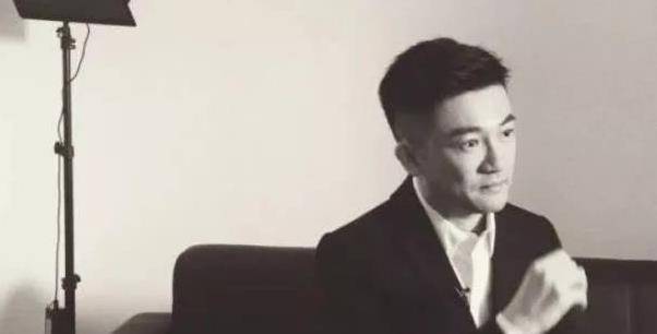 蘇有朋隱婚15年的妻子曝光，驚豔眾人，網友：藏得真深