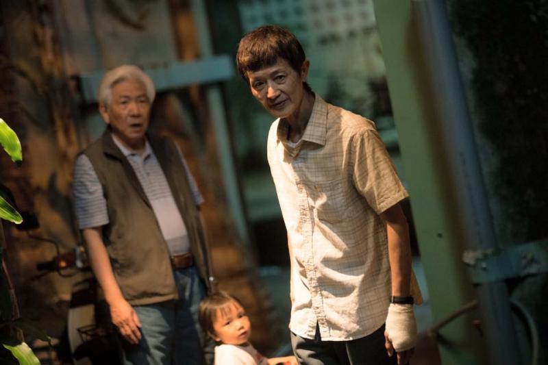 阿西入行40年紅得辛苦！ 遭逼拍戲「老婆生小孩黑衣人堵」女兒同為演員「堅持不幫」：別當靠爸族