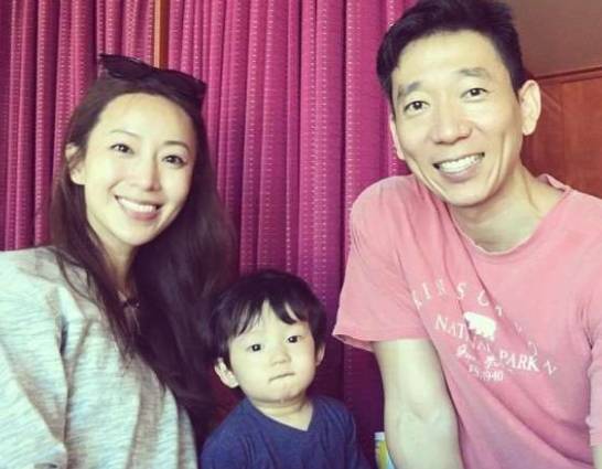 兒子一出生就骨折！粉絲憂心狂問隋棠：「怎麼沒照片？」　沉默幾天她終於「曝光第三胎近況」