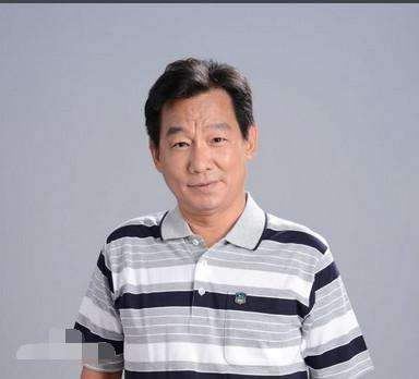 60歲[台視當家小生】沈孟生巔峰時爆出醜聞，淪落賣牛肉麵為生，轉戰大陸，如今近照曝光變這樣，網友：【浪子回頭金不換】
