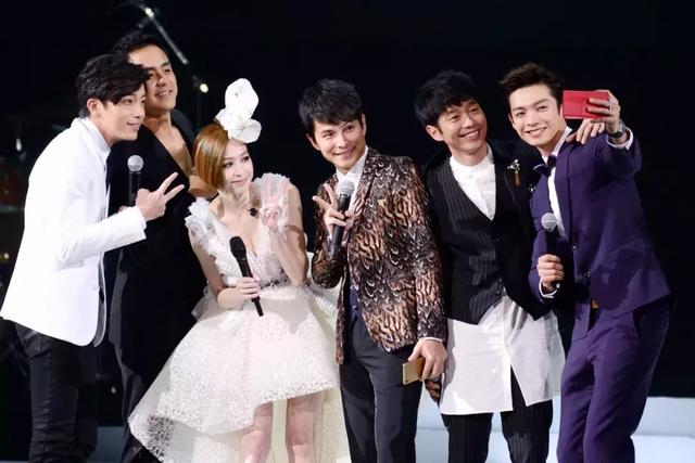 王心凌楊丞琳張韶涵，三小天后2019「抱團」開演唱會歌迷激動瘋了