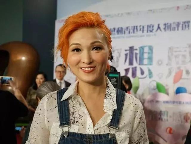 結婚六年依然膝下無子！49歲女星放棄人工受孕，低調領養圓當媽夢~