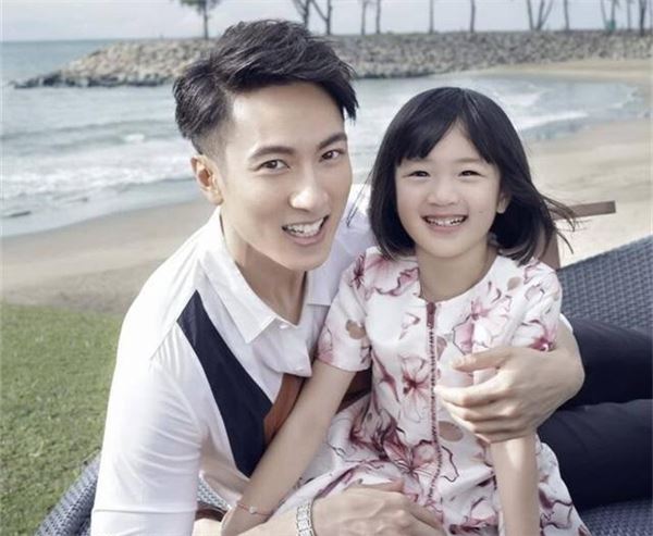14張圖！明星女兒長得跟爸爸一模樣，尤其是這幾位…走丟了很容易找回來！
