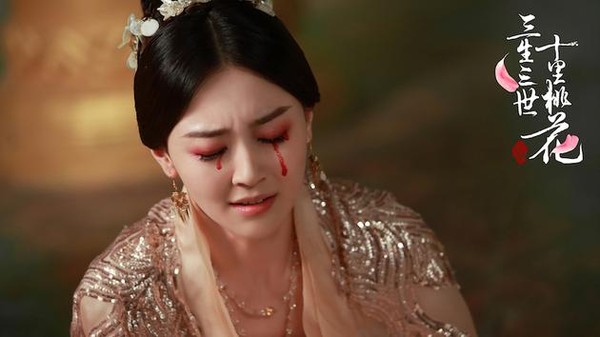 被罵足三年! 還記得《三生三世》害楊冪失去雙眼的「素錦」嗎? 如今她新劇轉型當「苦命正宮」爆紅!