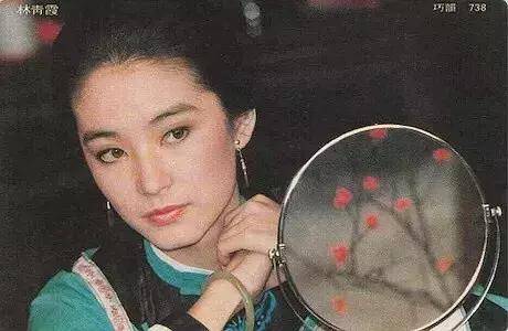 直擊林青霞40年前罕見舊照！「20歲完美神顏」至今無人能及　網友讚嘆：50年一見美人