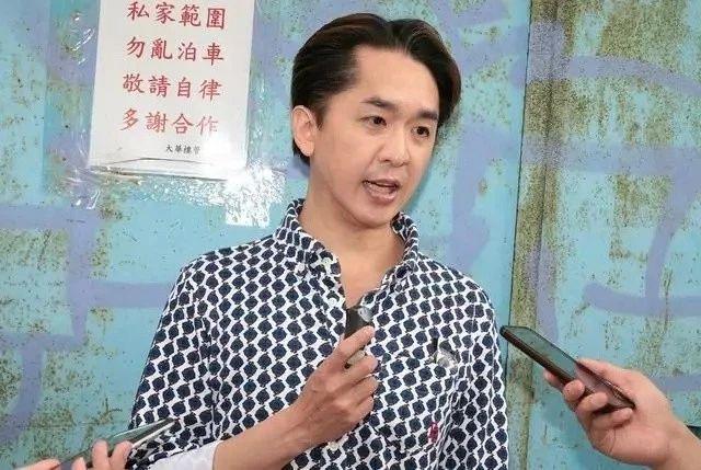 化身「街市王子」回收剩菜！52歲前TVB男星復出拍劇人氣大增！