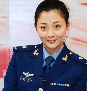 當過兵的5位女星，第三位變性了，最後一位軍銜非常高！