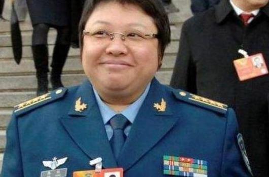 當過兵的5位女星，第三位變性了，最後一位軍銜非常高！
