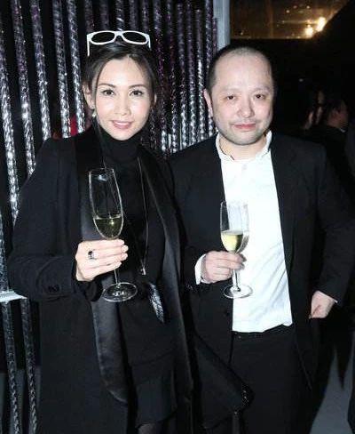 邱淑貞二女兒曝近照，長相完全遺傳爸爸，跟姐姐沈月顏值差太多！