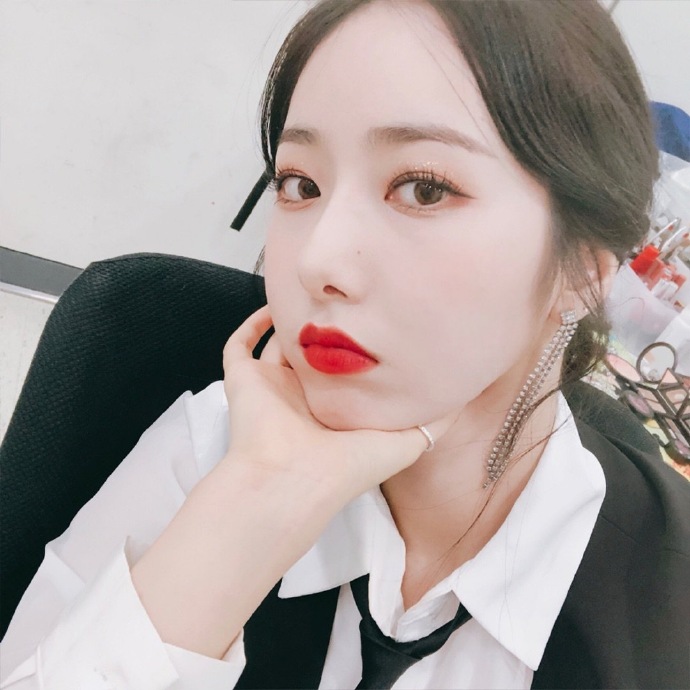 [GFRIEND][分享]190228 慕了好看的人就連證件照也都這麼好看！
