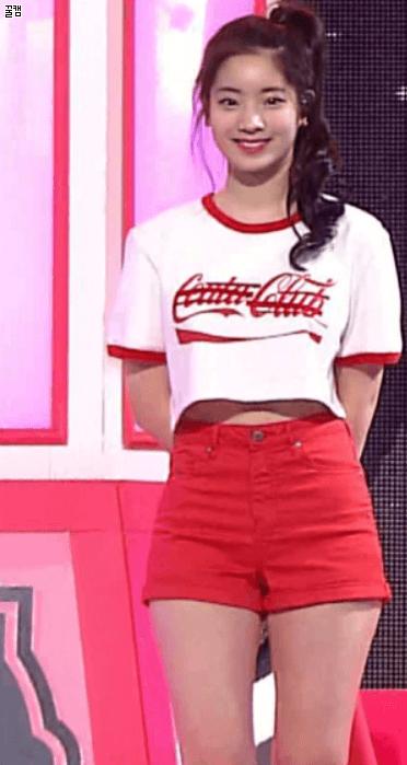 [TWICE][分享]190228 用數據說話截至目前為止TWICE擁有5首gaon流媒過億歌曲！