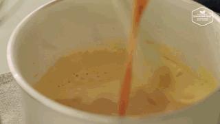 她家的奶茶千層超好賣，濃郁冰淇淋口感，原來是用這個配方？