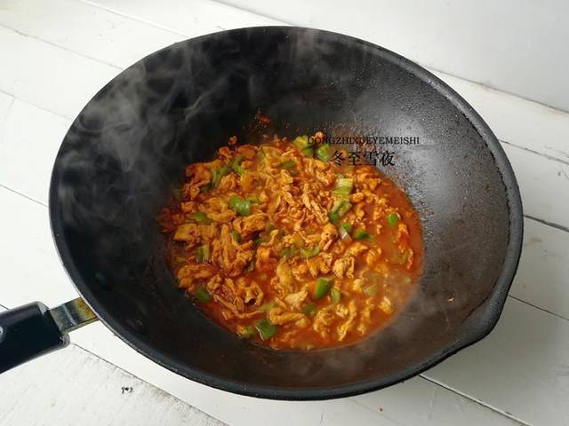 這道豆腐的做法，不需放肉，吃著比放肉還香還要營養 !