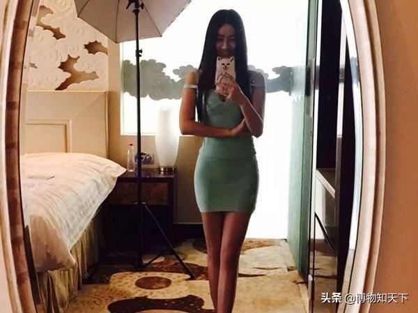 住酒店前要先敲一下床邊鏡子，這是為什麼？以前真沒注意
