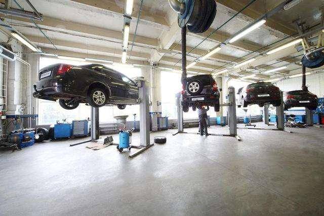 5000公裡換一次機油？多少人被騙...汽修老師傅教你多久換才最好！