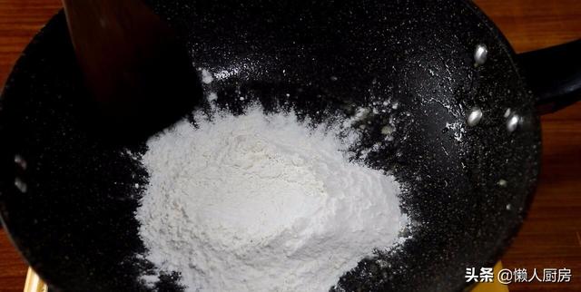 喜歡喝奶油蘑菇湯不用去外面買，試試我的這種做法，既簡單又好吃