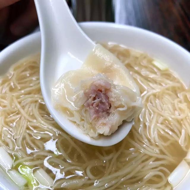 廣式雲吞麵和港式雲吞麵到底有什麼區別呢？