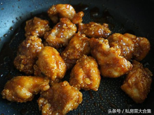 我用雞肉做的這道糖醋雞塊，簡單快手，酸甜開胃，每次做的時候米飯都不夠吃！