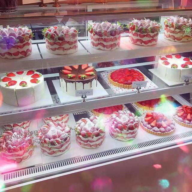 這家韓國蛋糕店，只賣一種蛋糕就做成了生意火爆的網紅店！