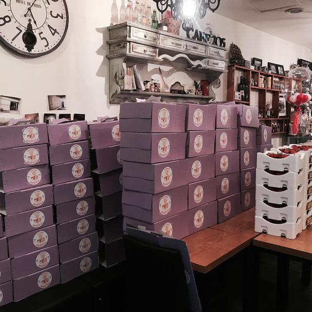 這家韓國蛋糕店，只賣一種蛋糕就做成了生意火爆的網紅店！