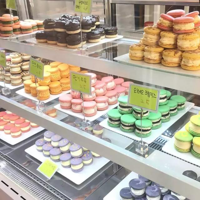 這家韓國蛋糕店，只賣一種蛋糕就做成了生意火爆的網紅店！