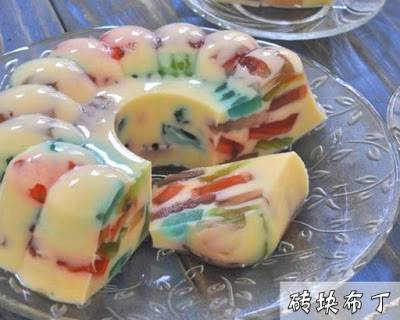 小孩最愛吃的布丁，週末就自己在家做吧！！！