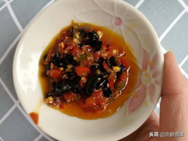 蒸排骨怎麼入味，下面教大家一個簡單的做法，好吃又簡單