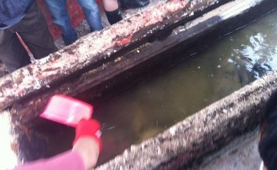  明代冥婚把活女人埋進棺材裡，沒想到一開棺「看到這個東西」，在場的所有人都沸騰了！