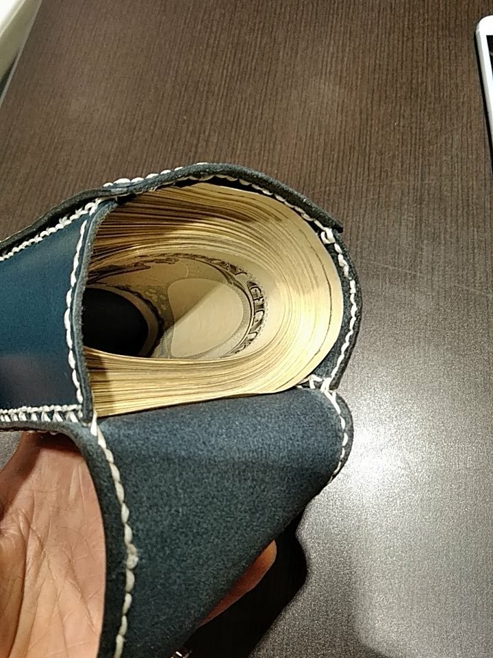 送掉150萬！為女兒學費賣「4張限定青眼白龍」　全球只有1000張.. 