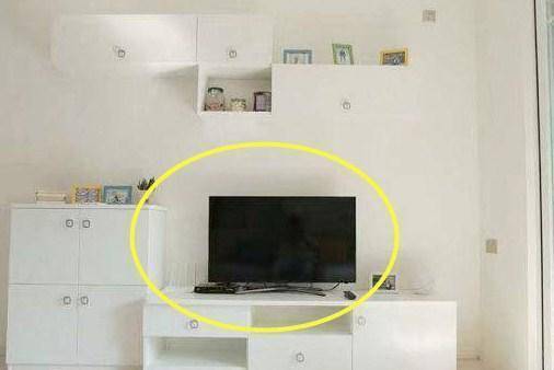 家裡電視萬萬不能這樣放，很多人開始不聽勸，入住只會越住越窮....