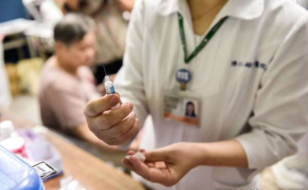 男友偷買春女大生遭染最嚴重菜花　醫師嚇壞「裡面滿滿花海」