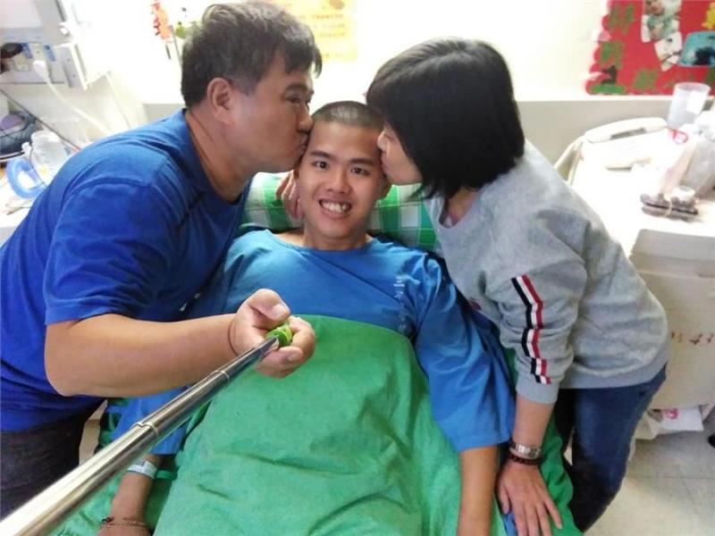 好消息！傘兵秦良豐能出院了，醫師見證9個月進步「超喜歡他笑容」慈父謝眾人「只有感恩兩字」