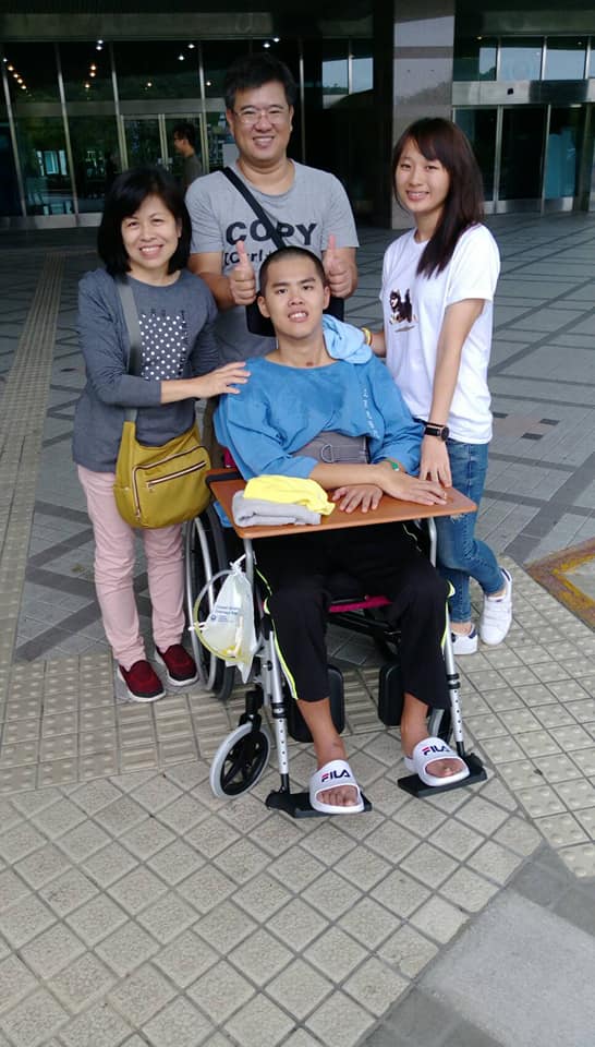 好消息！傘兵秦良豐能出院了，醫師見證9個月進步「超喜歡他笑容」慈父謝眾人「只有感恩兩字」