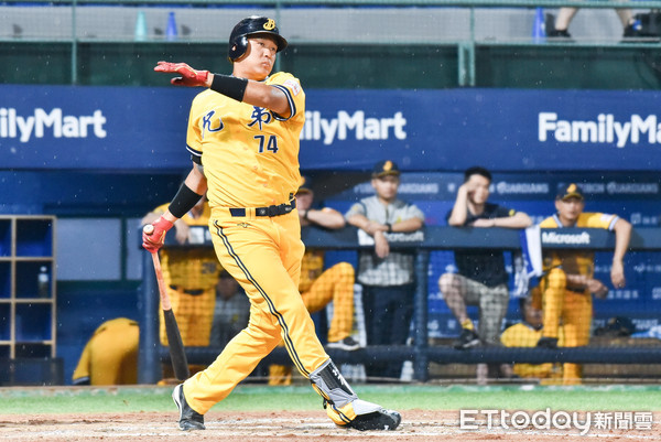 許基宏2分砲助威　中信9比1大勝富邦  