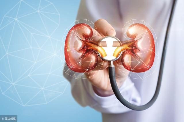 腎不好，腳先知！若腳沒有這3個表現，那說明你腎功能還不錯！