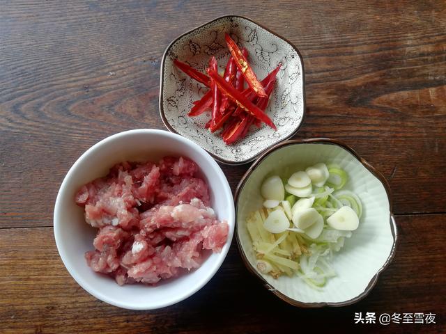 高麗菜超美味做法，比肉還好吃，脆嫩可口，天天都想吃！