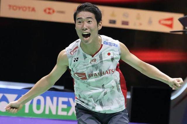 太慘了！決勝局竟被日本三單10比0吊打 林丹遭逆轉全英首次一輪游！！