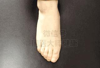 低頭摸腳，讓你一身輕鬆！很多病在腳上都有開關！