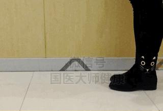 低頭摸腳，讓你一身輕鬆！很多病在腳上都有開關！