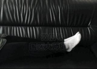 低頭摸腳，讓你一身輕鬆！很多病在腳上都有開關！