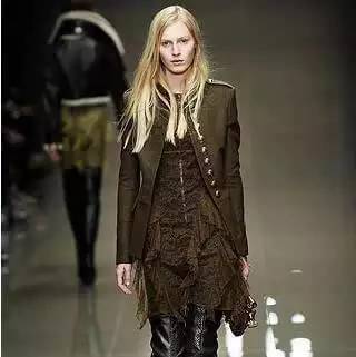 什麼年紀就該穿什麼衣服，女人千萬別穿錯！ 