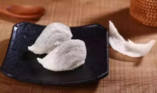 「千億媳婦」8年生四胎，每月花50萬，孕產期保養就靠燕窩！