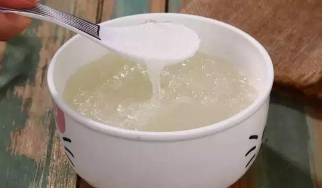 「千億媳婦」8年生四胎，每月花50萬，孕產期保養就靠燕窩！