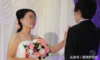 抱兩歲女兒和前夫哥哥結婚，前夫拄拐大鬧婚禮，我幾句話讓他淚奔