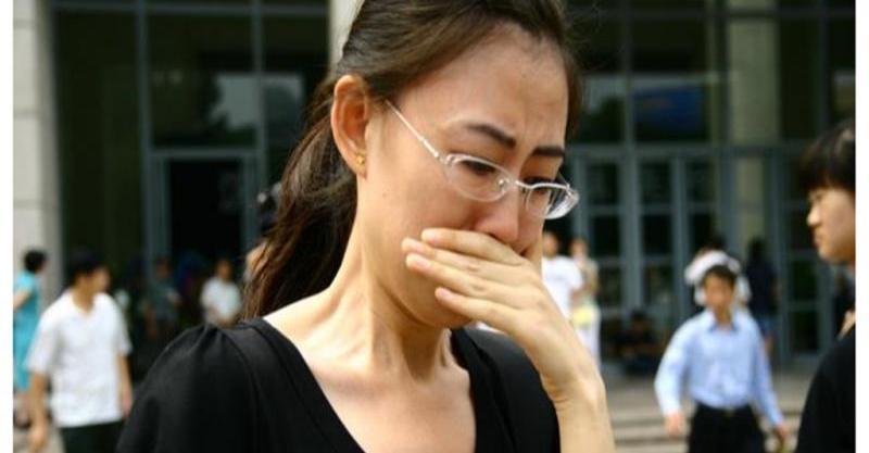 大哥去世，婆婆趕走大嫂，大嫂再婚，婆婆給了我一張銀行卡 